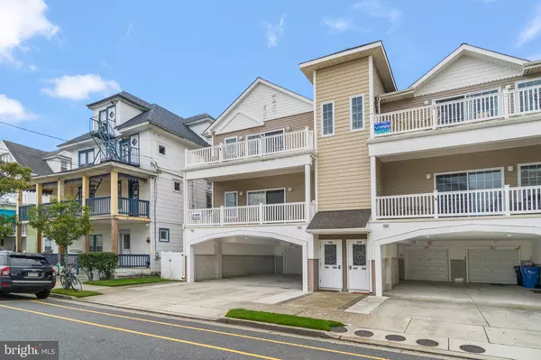 Wildwood, NJ 08260,220 E POPLAR AVE #203