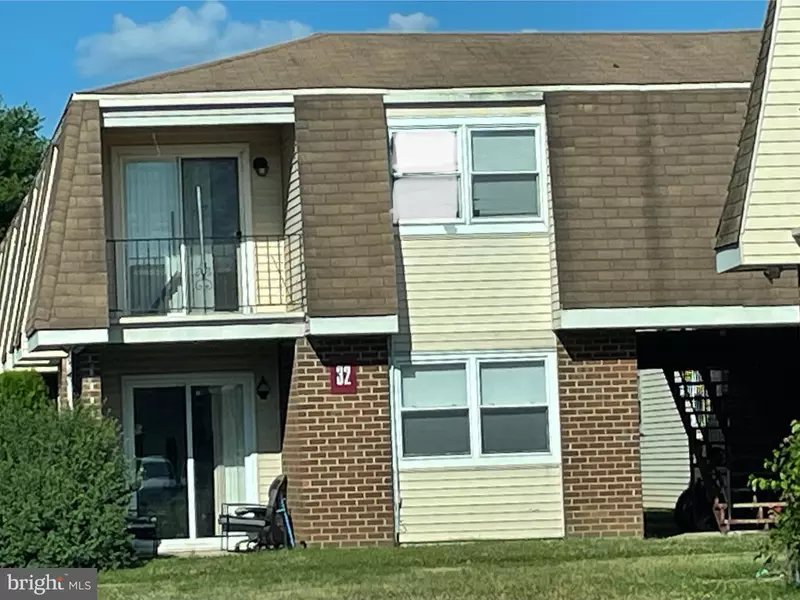 32 # 3 FLORENCE TOLLGATE PL, Florence, NJ 08518