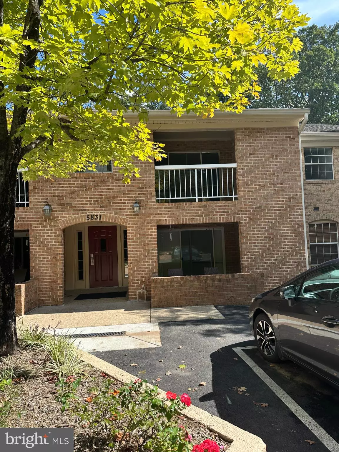 Burke, VA 22015,5831 COVE LANDLING RD #304