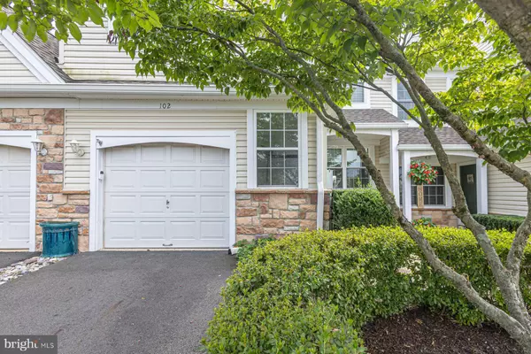 102 WAVERLY LN #4, New Hope, PA 18938