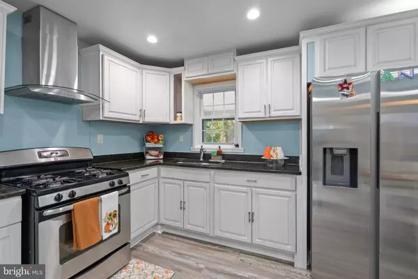 Oxon Hill, MD 20745,121 N HURON DR