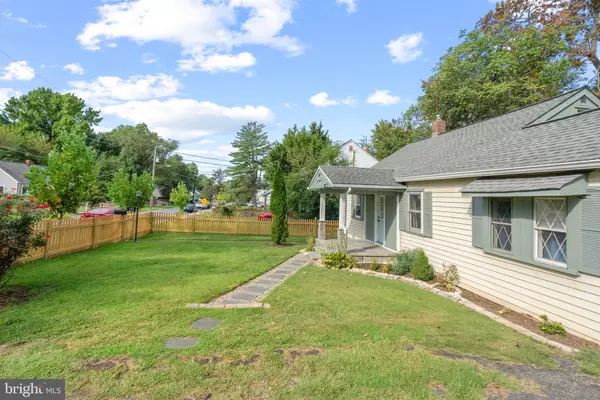 Oxon Hill, MD 20745,121 N HURON DR