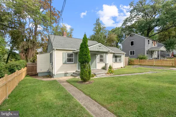 Oxon Hill, MD 20745,121 N HURON DR