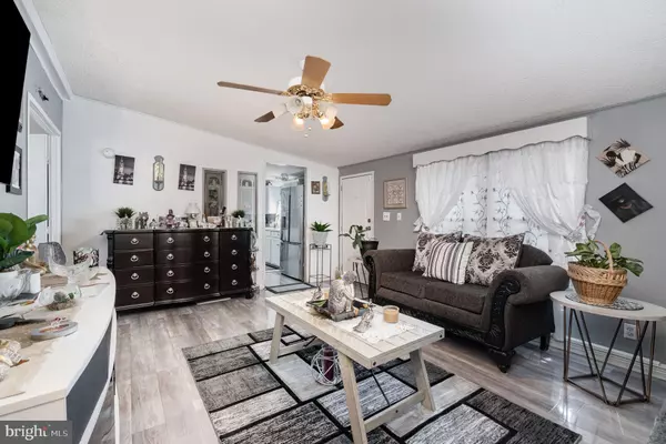 Lititz, PA 17543,90 PENN VALLEY VLG