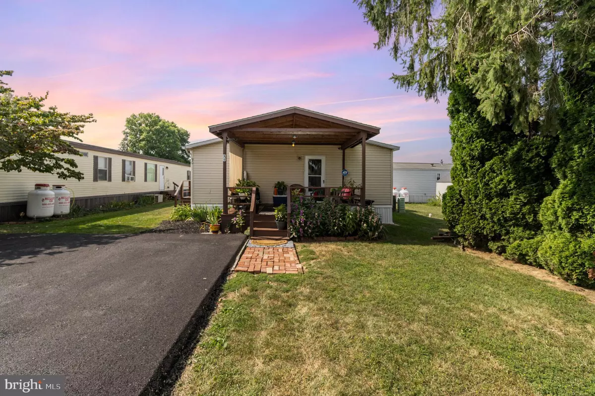 Lititz, PA 17543,90 PENN VALLEY VLG