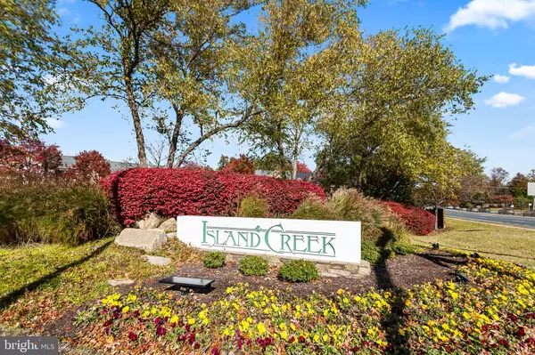 6611 NETTIES LN #24L, Alexandria, VA 22315