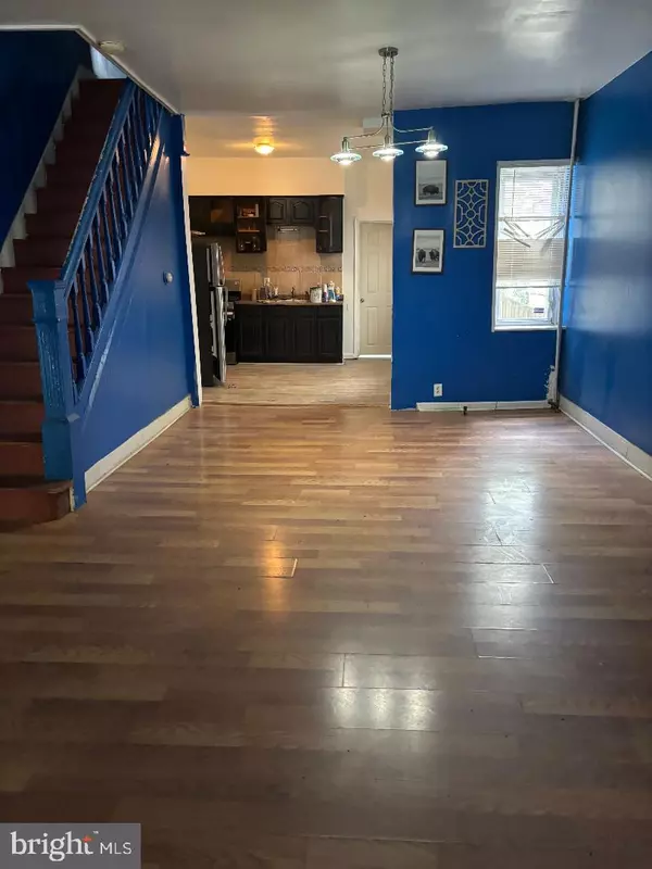 902 MAPLE TER, Darby, PA 19023