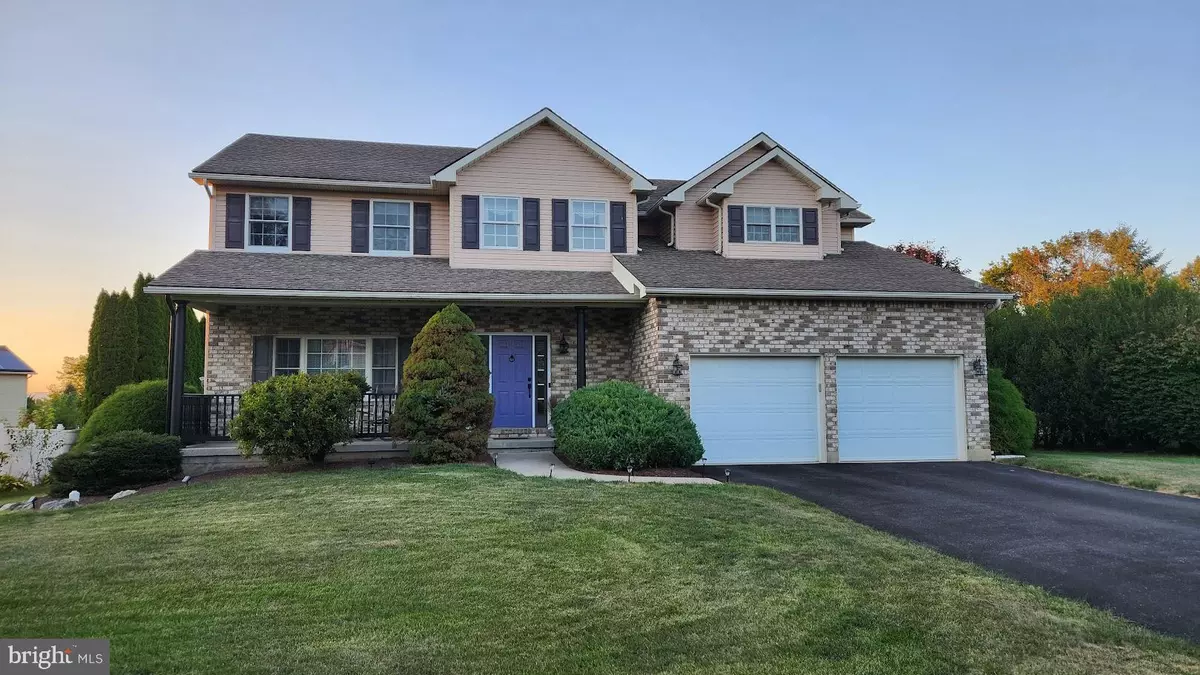 Easton, PA 18040,2755 DESTINY LN