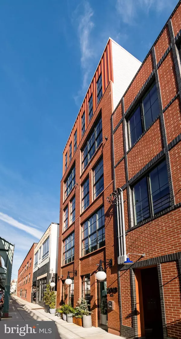 Philadelphia, PA 19122,2013 N FRONT ST #STUDIO