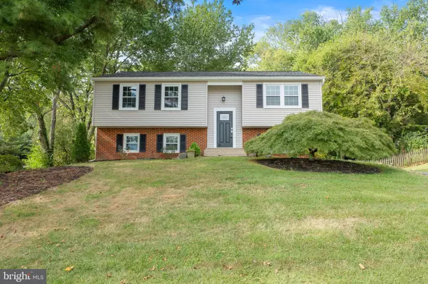 Centreville, VA 20120,6230 HIDDEN CANYON RD