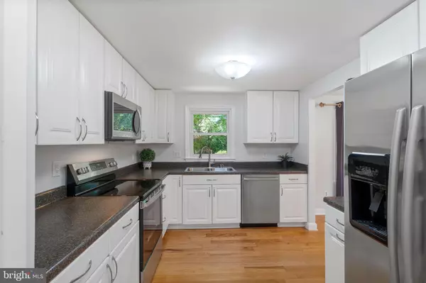 Centreville, VA 20120,6230 HIDDEN CANYON RD