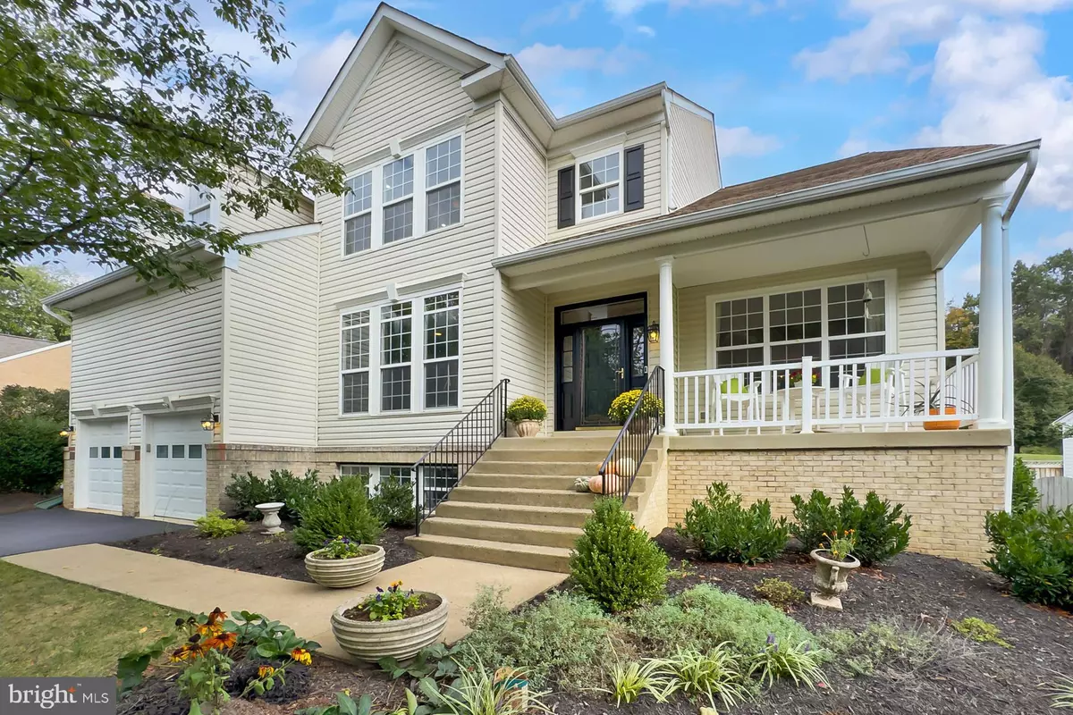 Leesburg, VA 20175,816 SANTMYER DR SE