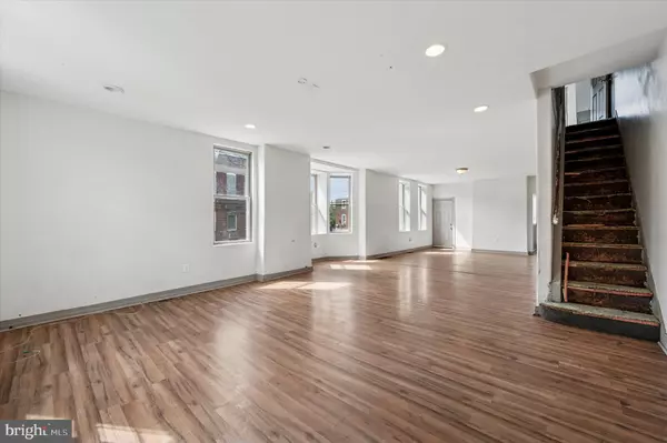 Darby, PA 19023,332 S 5TH ST