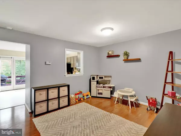 Reading, PA 19606,21 WARWICK CT