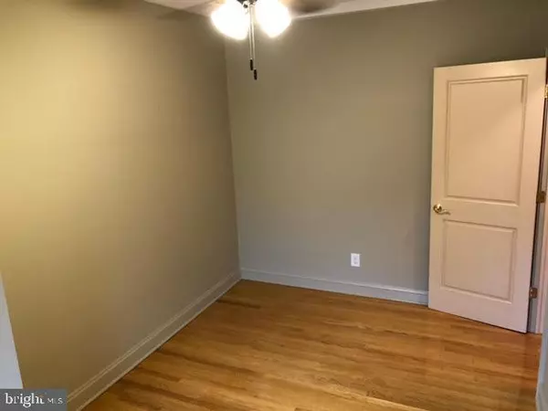 Merchantville, NJ 08109,210 E MAPLE AVE #A4