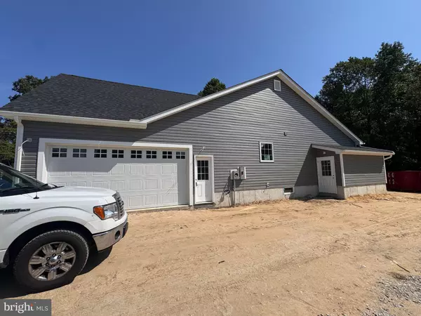 Ellendale, DE 19941,20348 REYNOLDS POND RD