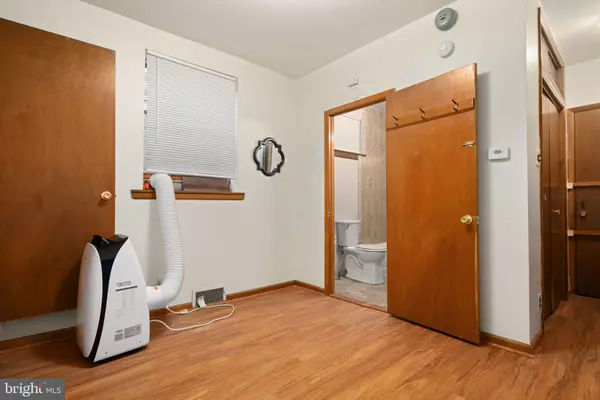 Philadelphia, PA 19127,4231 MAIN ST #1