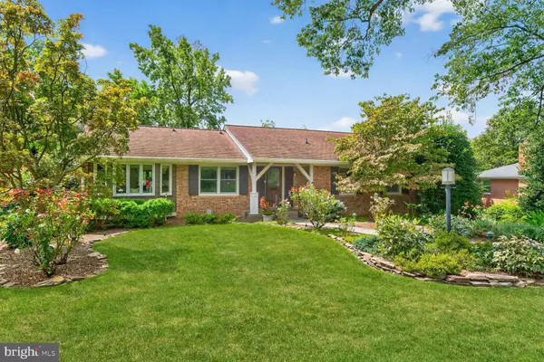 1305 GATEWOOD DR, Alexandria, VA 22307
