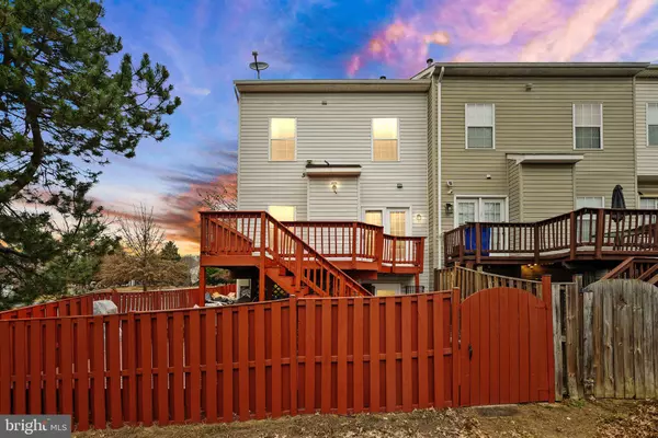 Dumfries, VA 22025,17435 ISLE ROYALE TER