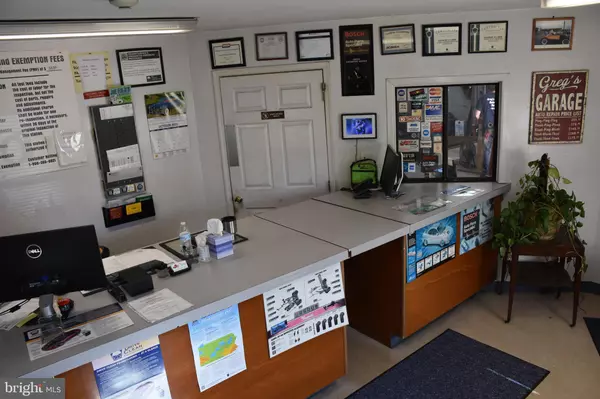 Plymouth Meeting, PA 19462,29 E GERMANTOWN PIKE