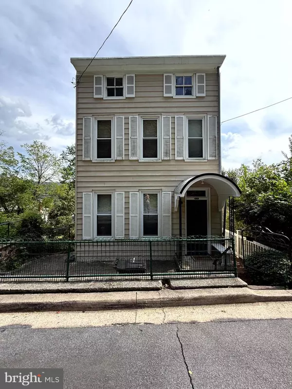 935 FRIEDENSBURG RD, Reading, PA 19606