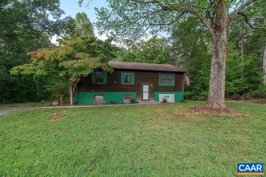 1209 HOLLANDS RD, Palmyra, VA 22968