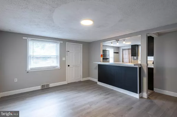 Reading, PA 19606,25 WOODLAND AVE