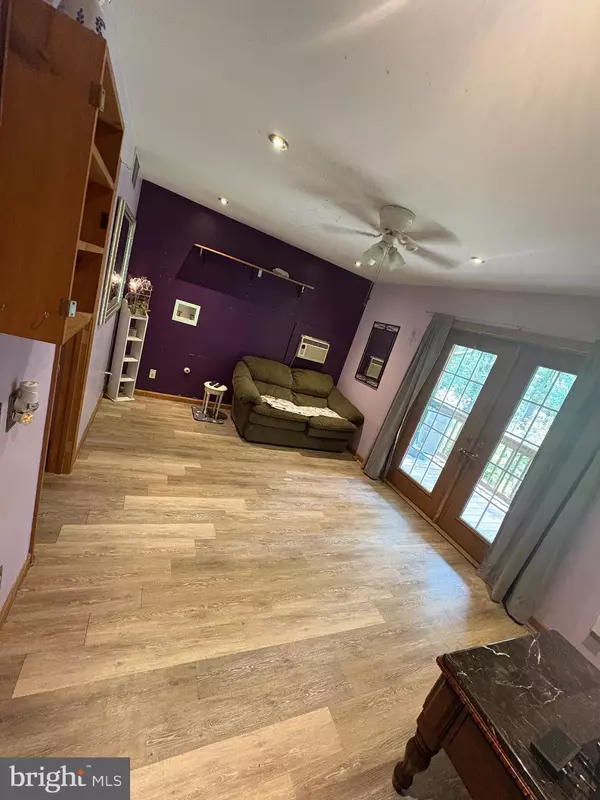 Millville, NJ 08332,12 DEBORAH DR