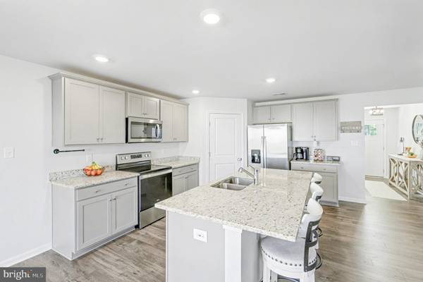 Bowling Green, VA 22427,18011 COOLIDGE LN