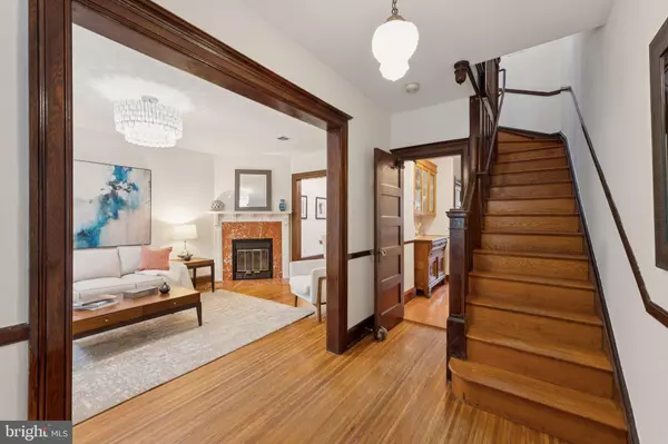 Washington, DC 20002,414 7TH ST NE