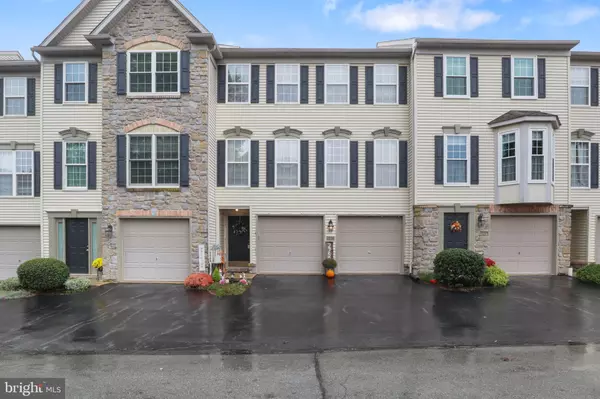York, PA 17402,2750 HUNTERS CREST DR #4