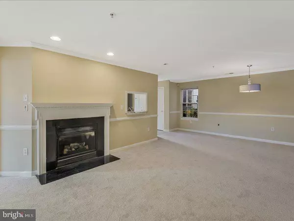 Greenbelt, MD 20770,6522 LAKE PARK DR #105