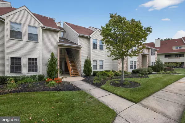 290 TAVISTOCK, Cherry Hill, NJ 08034