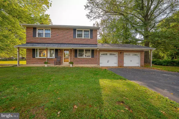 597 MEETINGHOUSE RD, Upper Chichester, PA 19061