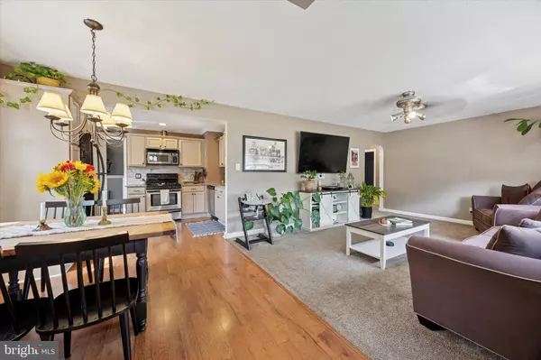 Barrington, NJ 08007,219 S MOORE AVE