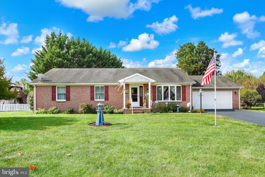 11902 RINEHART DRIVE, Waynesboro, PA 17268
