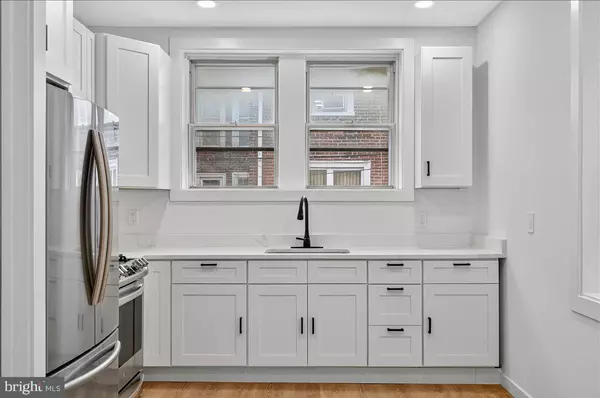 Philadelphia, PA 19126,6737 N SMEDLEY ST