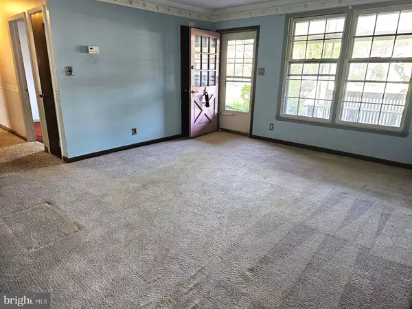 Newark, DE 19711,12 DUNBAR RD