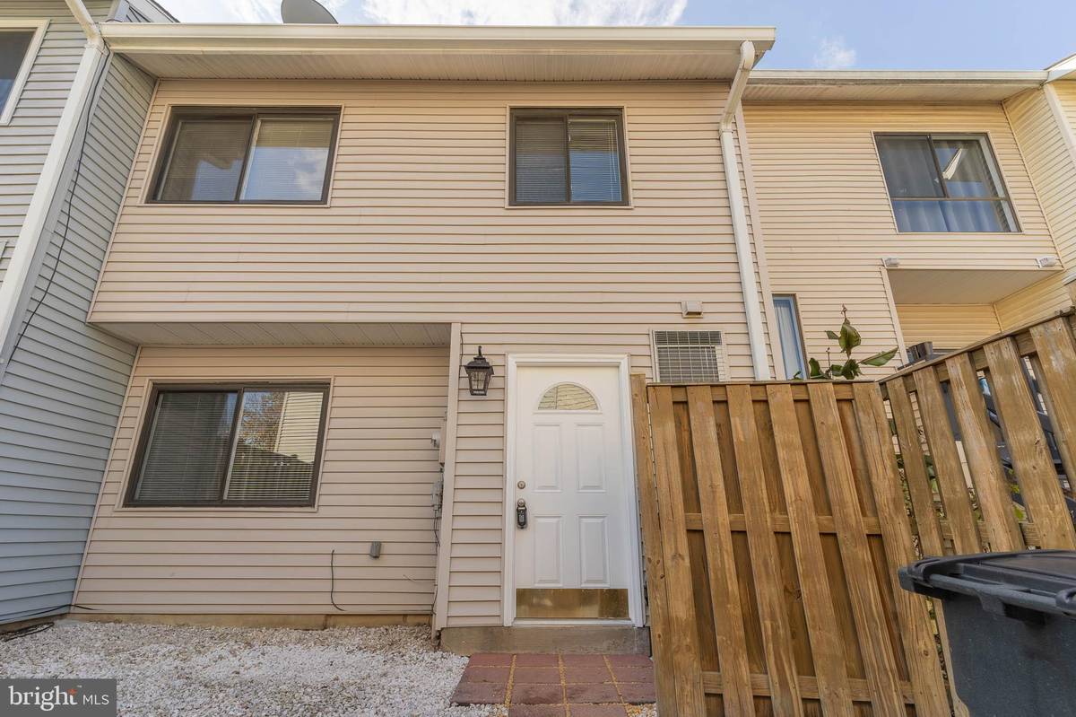 Alexandria, VA 22309,8708 VILLAGE SQUARE