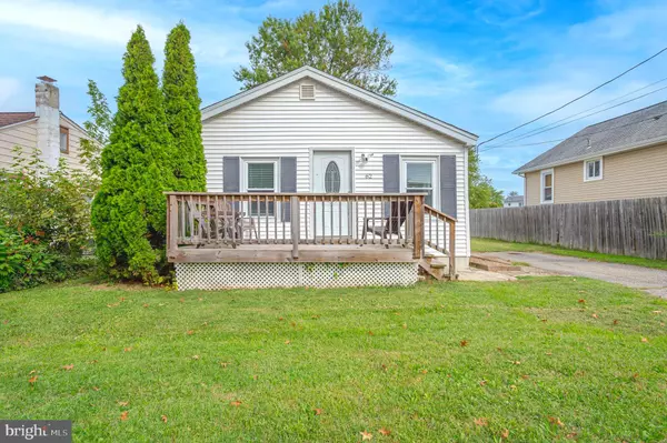 62 WILLIAM ST, Hamilton Township, NJ 08619