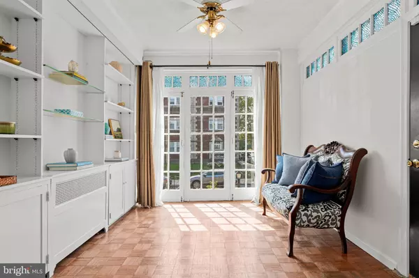 Philadelphia, PA 19143,4957 PINE ST