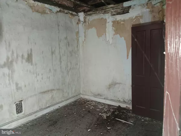 Baltimore, MD 21216,603 N DUKELAND ST