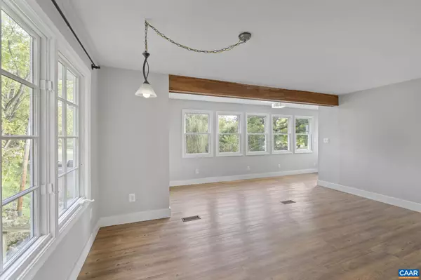 Dyke, VA 22935,1819 SIMMONS GAP RD