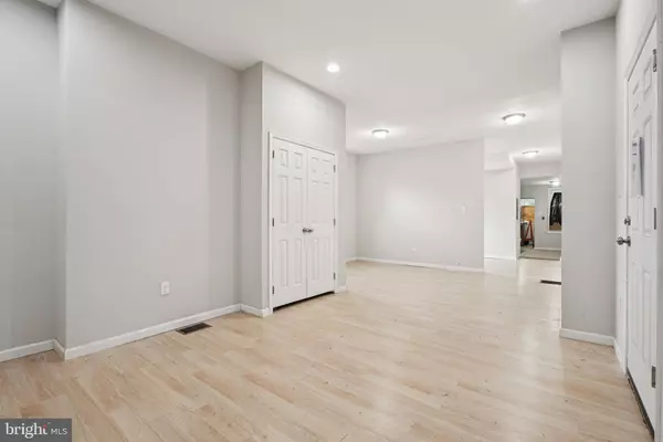 Norristown, PA 19401,1009 W MAIN ST