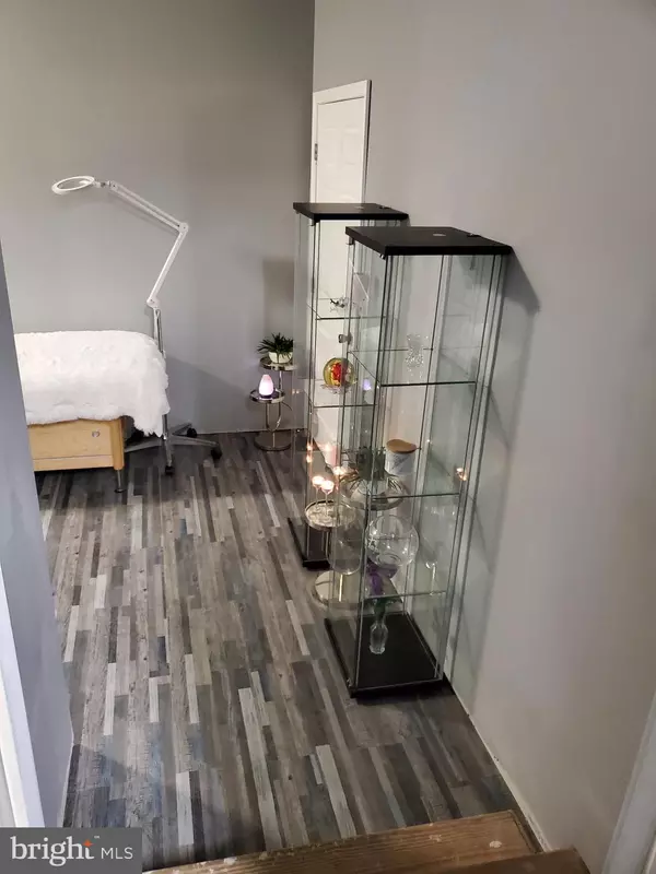 Sharpsburg, MD 21782,16821 TOW PATH LN