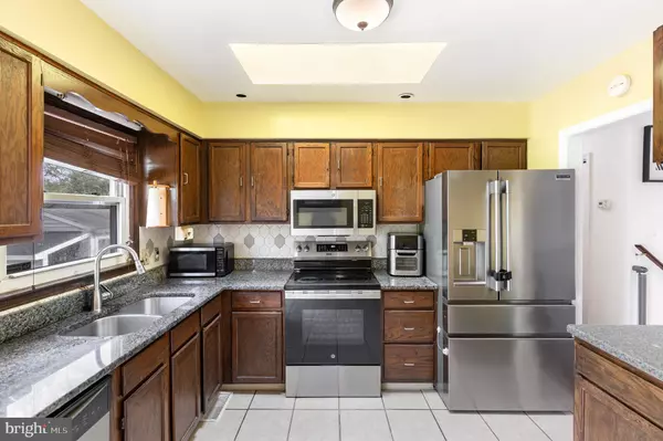 Fredericksburg, VA 22407,11241 OLD LEAVELLS RD