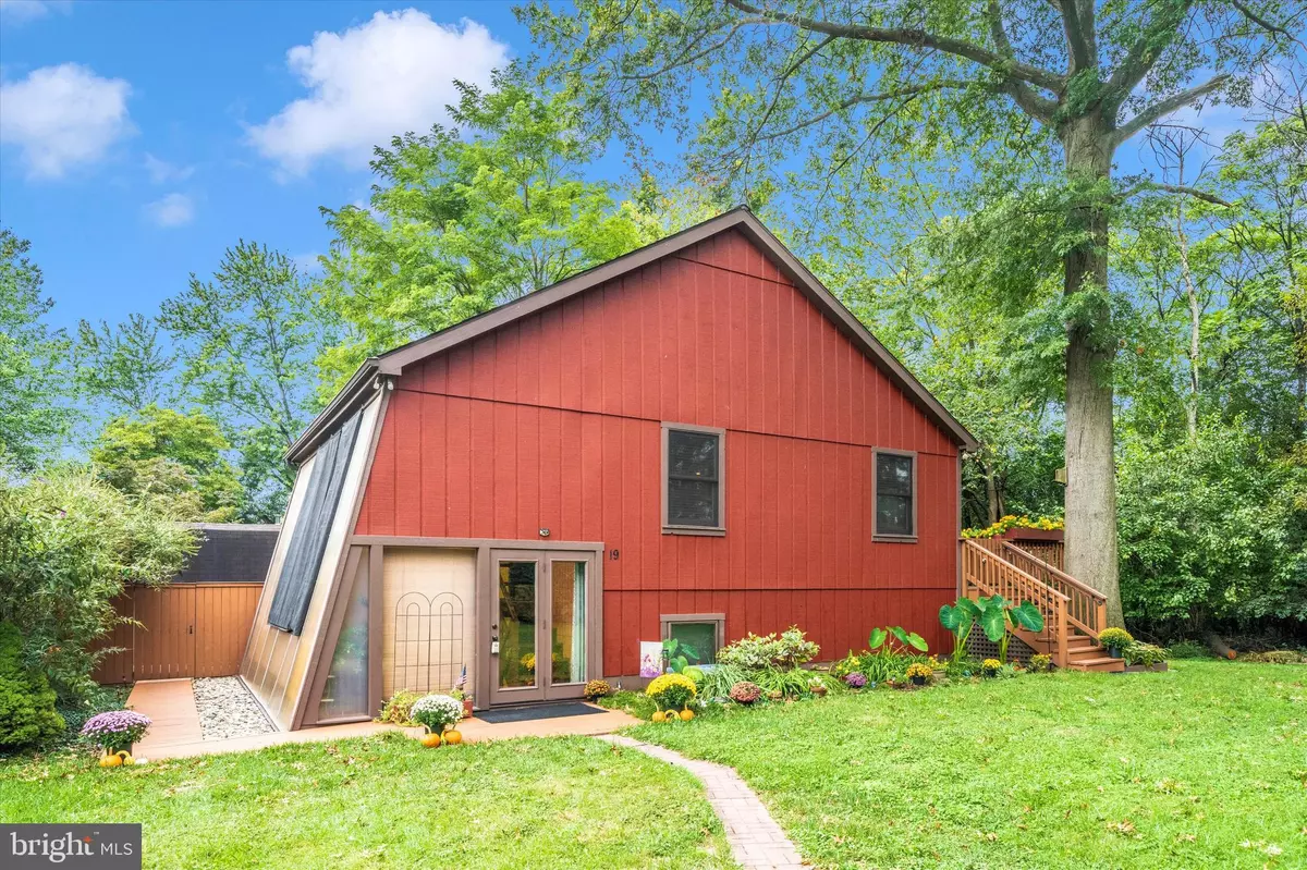 Thurmont, MD 21788,19 SUNNY WAY