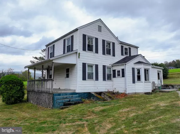 Hopewell, PA 16650,826 RECREATIONAL DRIVE