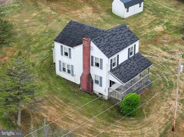 Hopewell, PA 16650,826 RECREATIONAL DRIVE