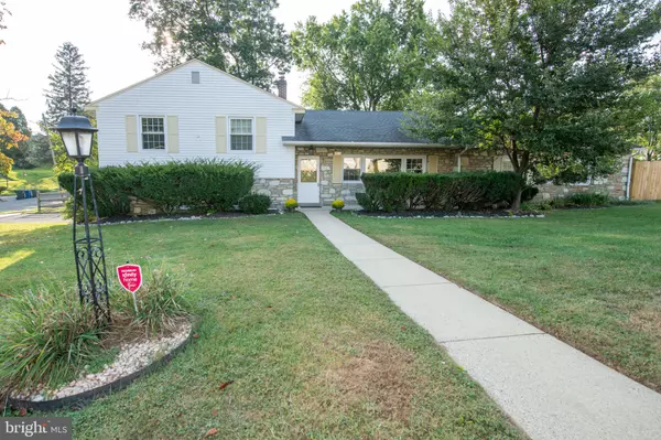 Huntingdon Valley, PA 19006,953 OLD FORD RD